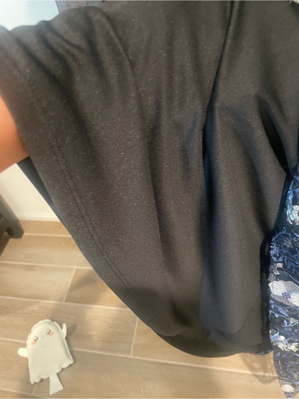 Kensie Navy Blue and White Floral V-Neck Midi Dress - Picture 6 of 15
